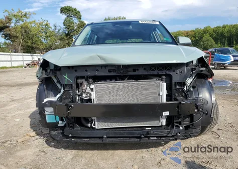 2025 Hyundai Venue Se from USA, damaged, VIN KMHRB8A33SU401879